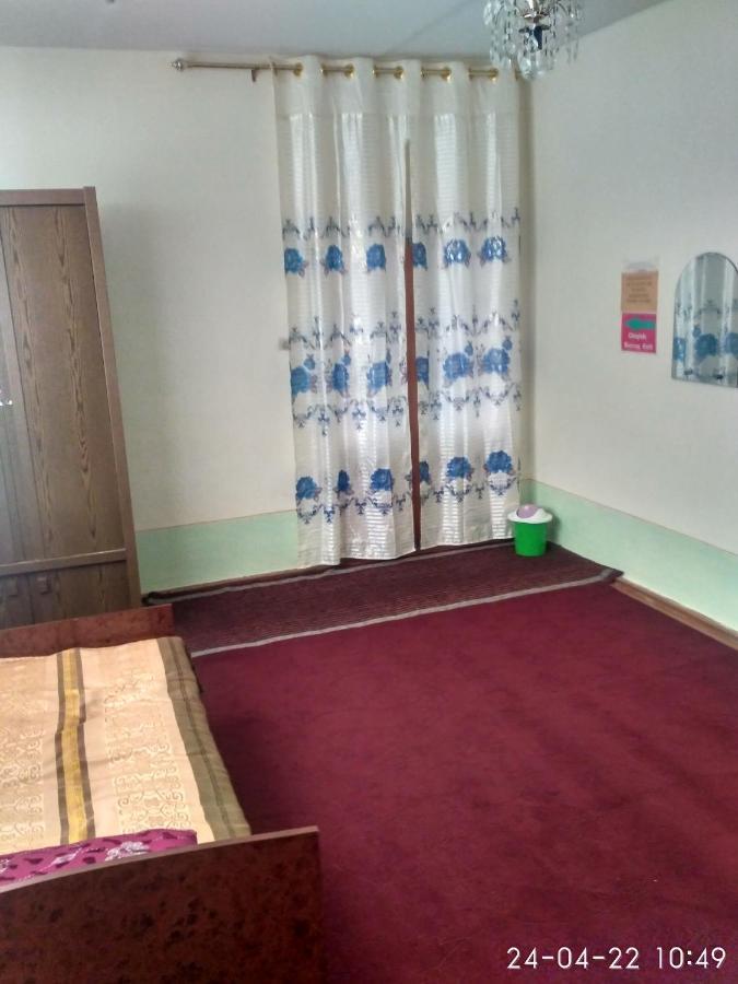 Qorowul Western House B&B 외부 사진